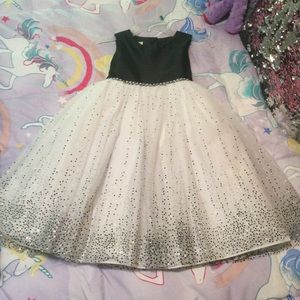 3 for $20 bundle Girls flower girl dress size 6